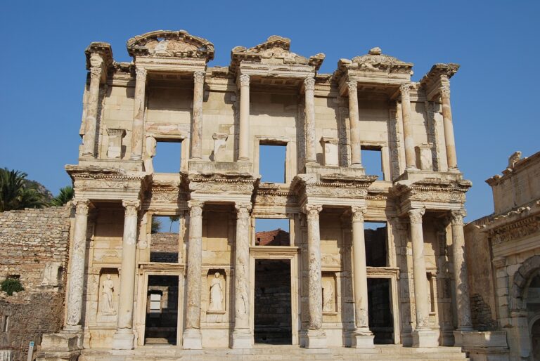 Ephesus Ancient City Tours: Celsus Library
