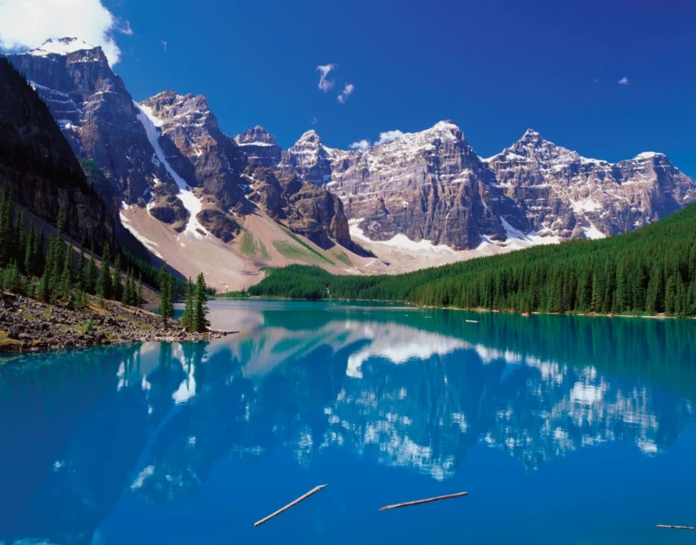 10 Best Places to Visit in July Banff National Park, Canada